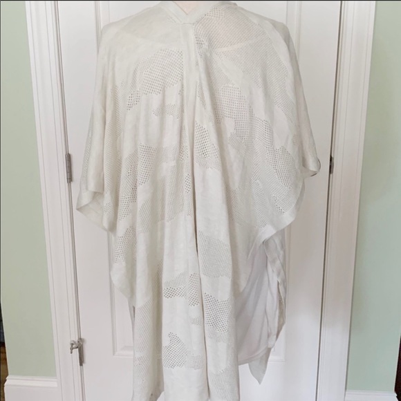 Lululemon Find Your Light Wrap Cardigan Sweater - Picture 3 of 13